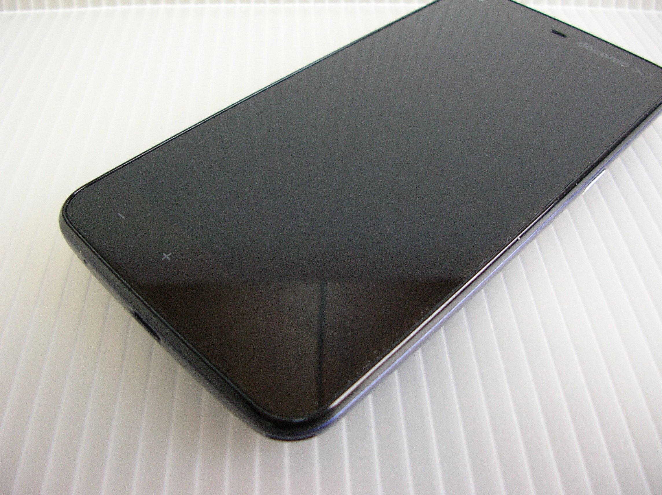 Amazon | シャープ docomo AQUOS PHONE ZETA SH-01F Navy | シャープ