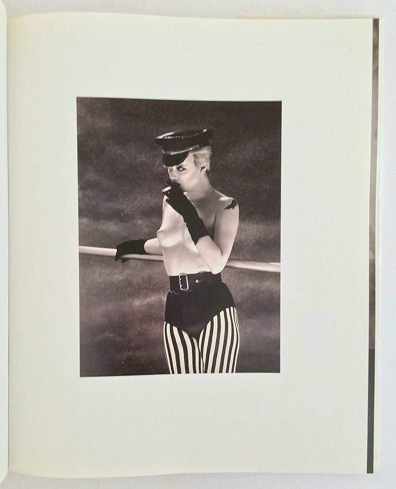 The Dark Summer: Clarke, Bob Carlos: 9780704324879: Amazon.com: Books