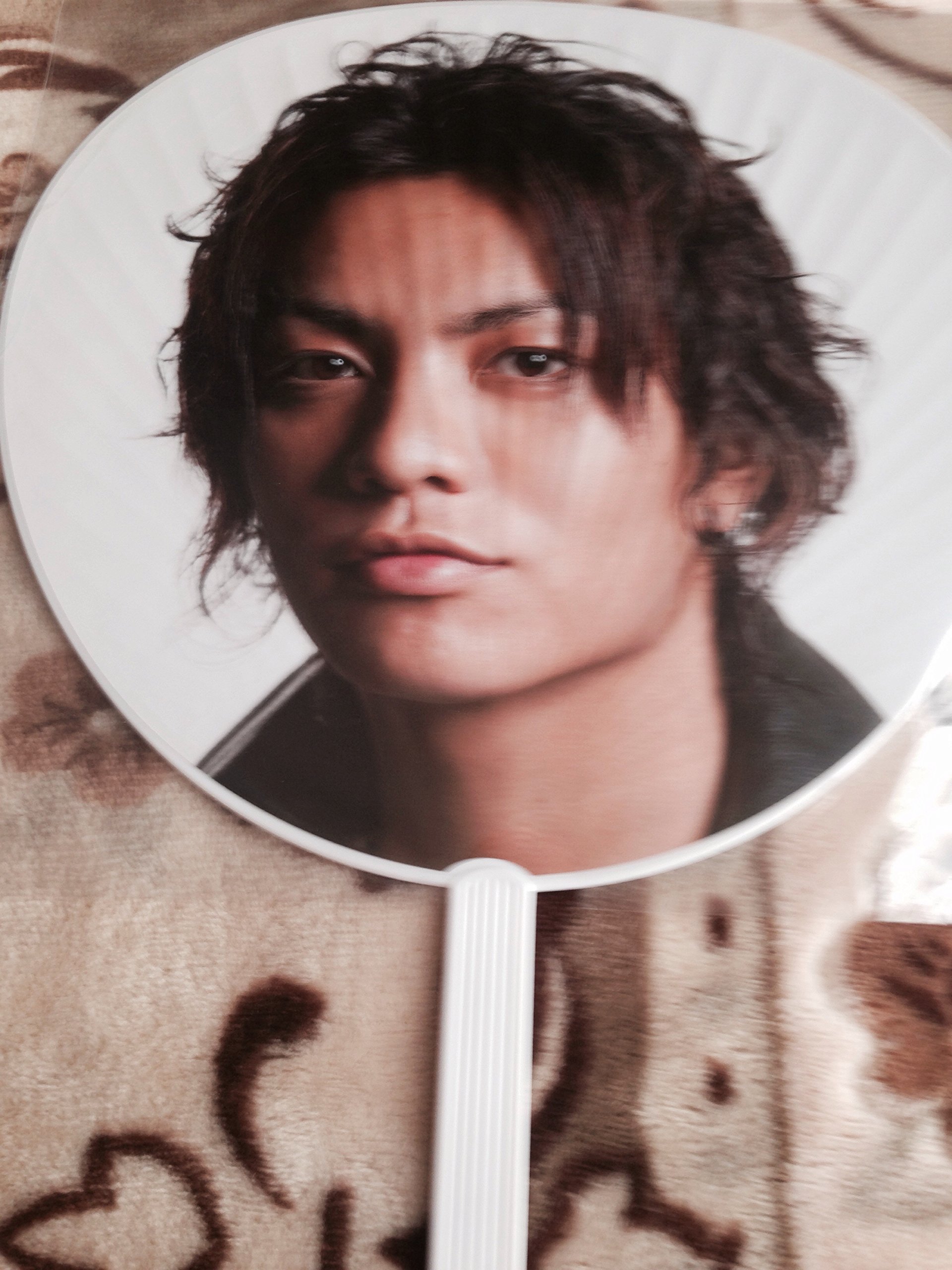 Amazon.co.jp: KAT-TUN 田中聖 Chain ツアー 公式うちわ！ : おもちゃ