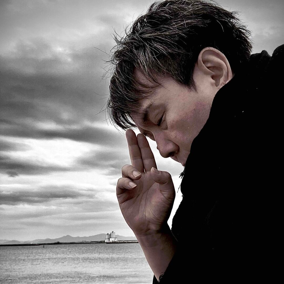 Amazon.co.jp: Spiritual artist SHO: 本、バイオグラフィー、最新