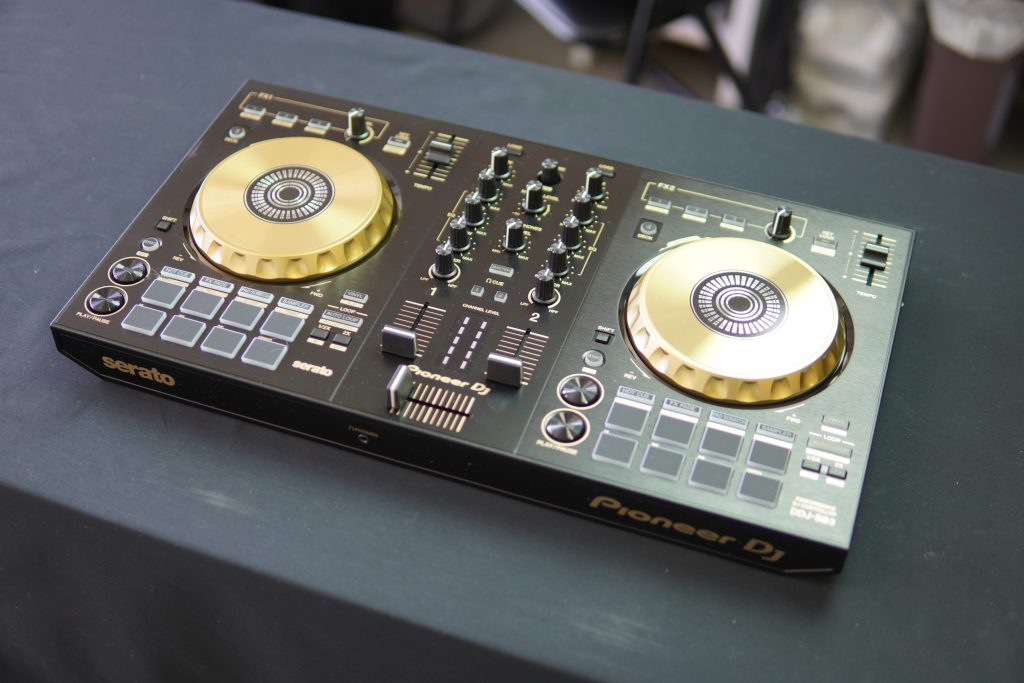 Pioneer DJ / DDJ-SB3】新色登場で3色のライナップに！Serato DJ対応