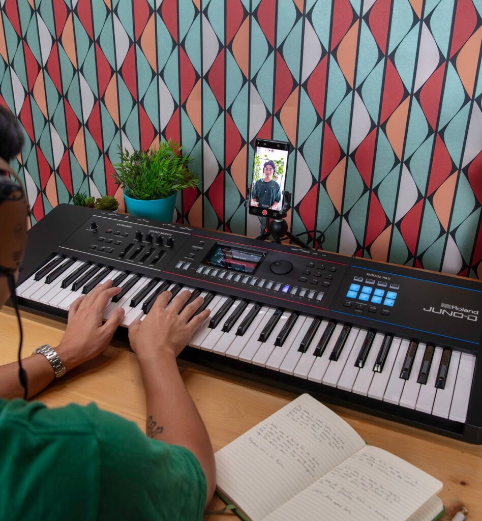 Roland JUNOシリーズ最新モデル「JUNO-D6/7/8」登場！さらに強化され