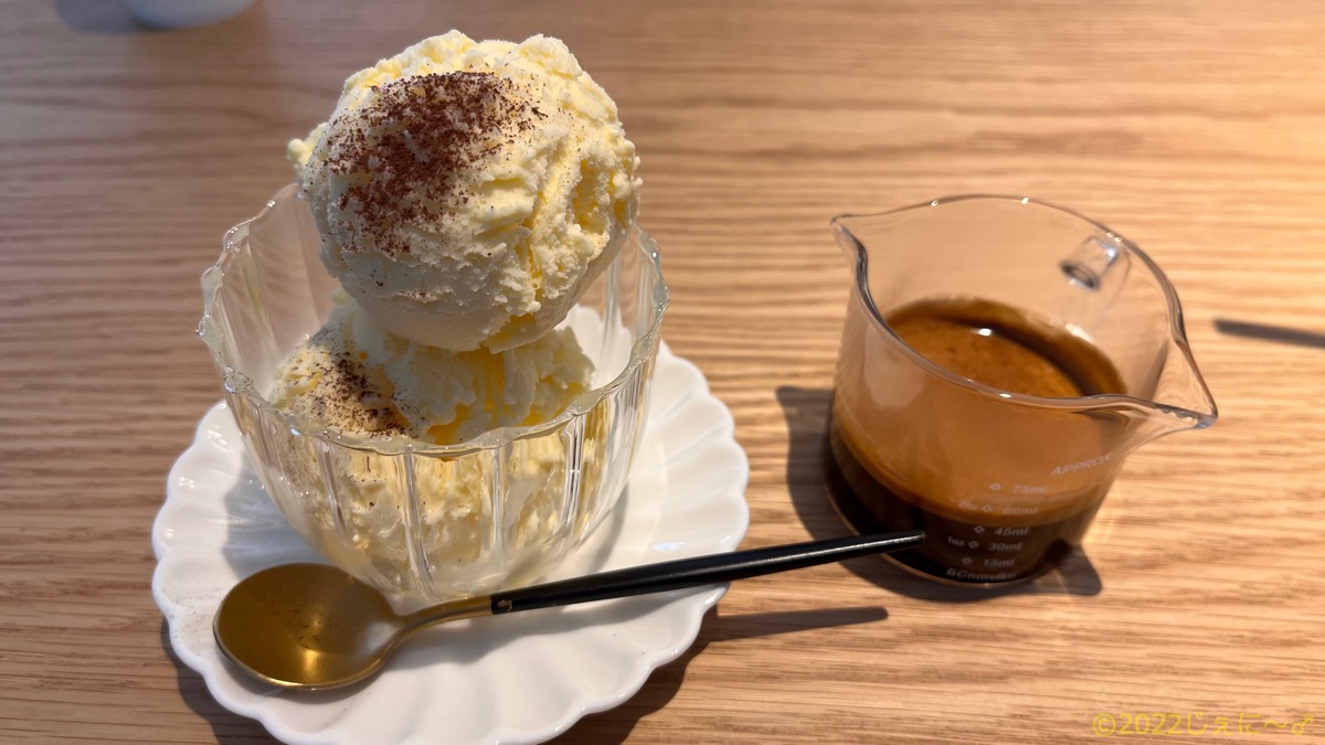 Z/X COFFEE 新栄店［名古屋市中区］〜 第六感で感じるお洒落なコーヒー