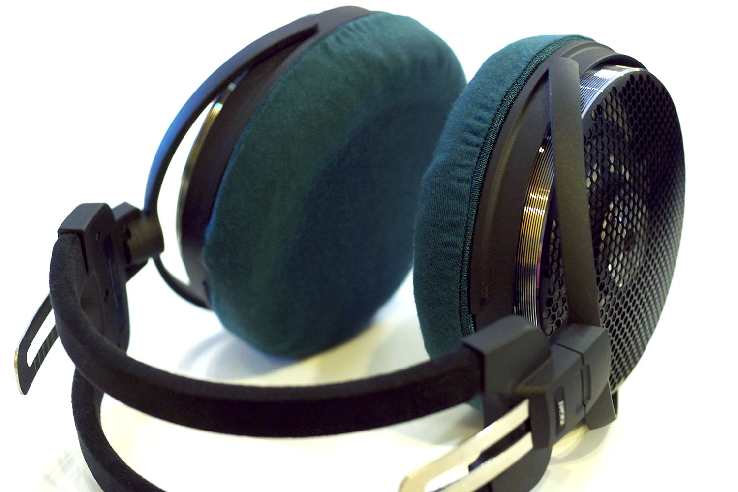 audio-technica ATX-ADX5000のイヤーパッドを修理する場合