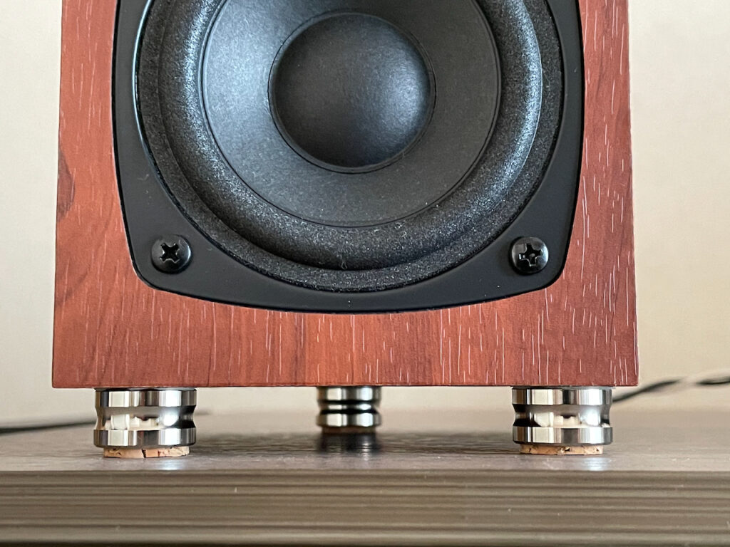 箱庭オーディオ：インシュレーター「AT6089CK」をプチ改造 | みみたつ