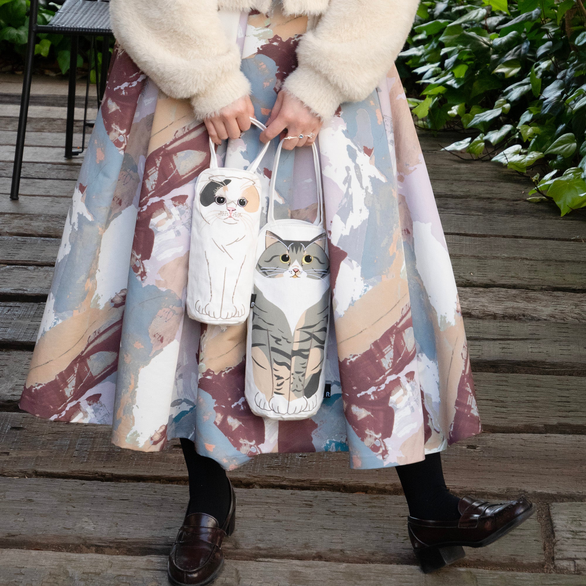 みんち🦦【# Z世代の味方】× ROOTOTE ネコリョーシカ – Min'Z