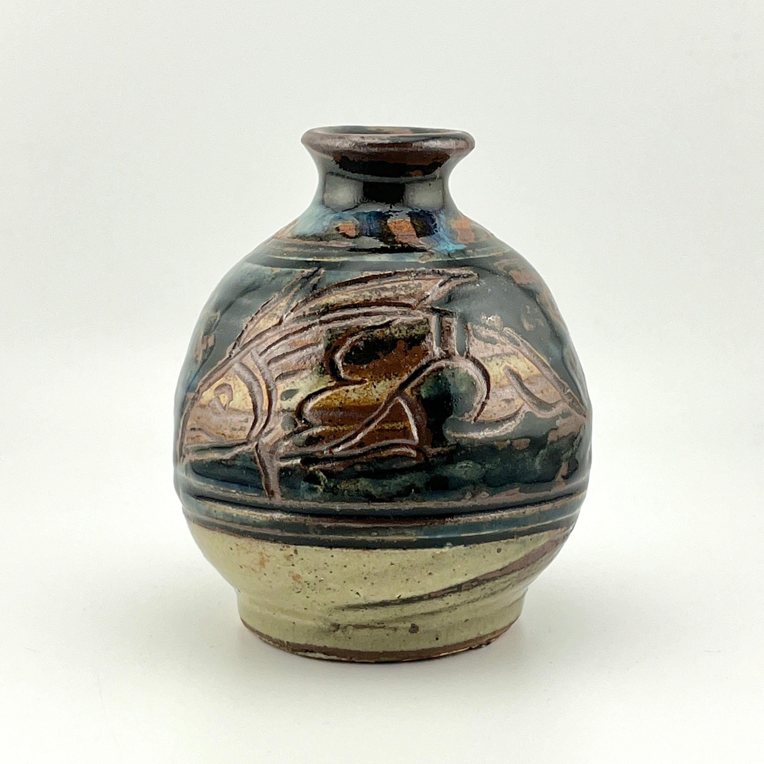 壺屋焼 人間国宝 金城次郎作 魚文丸徳利 – 生活民芸 なかむた