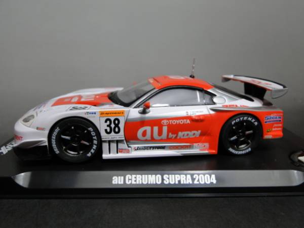TOYOTA au CERUMO SUPRA SUPER GT 2004