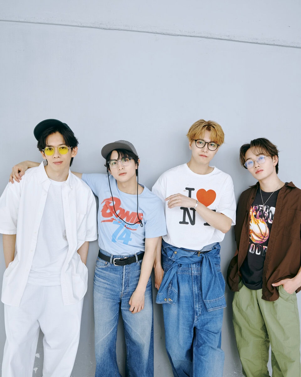 超特急①】リョウガ＆タカシ＆マサヒロ＆ハルのTシャツ×メガネSNAP