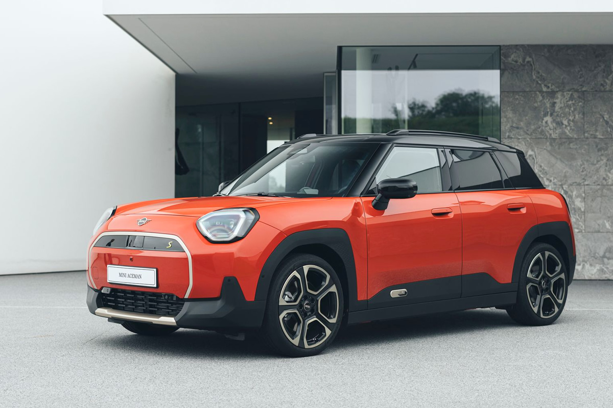 MINI エースマンE（J05）のスペックと装備 | MINI COOPER Sketch