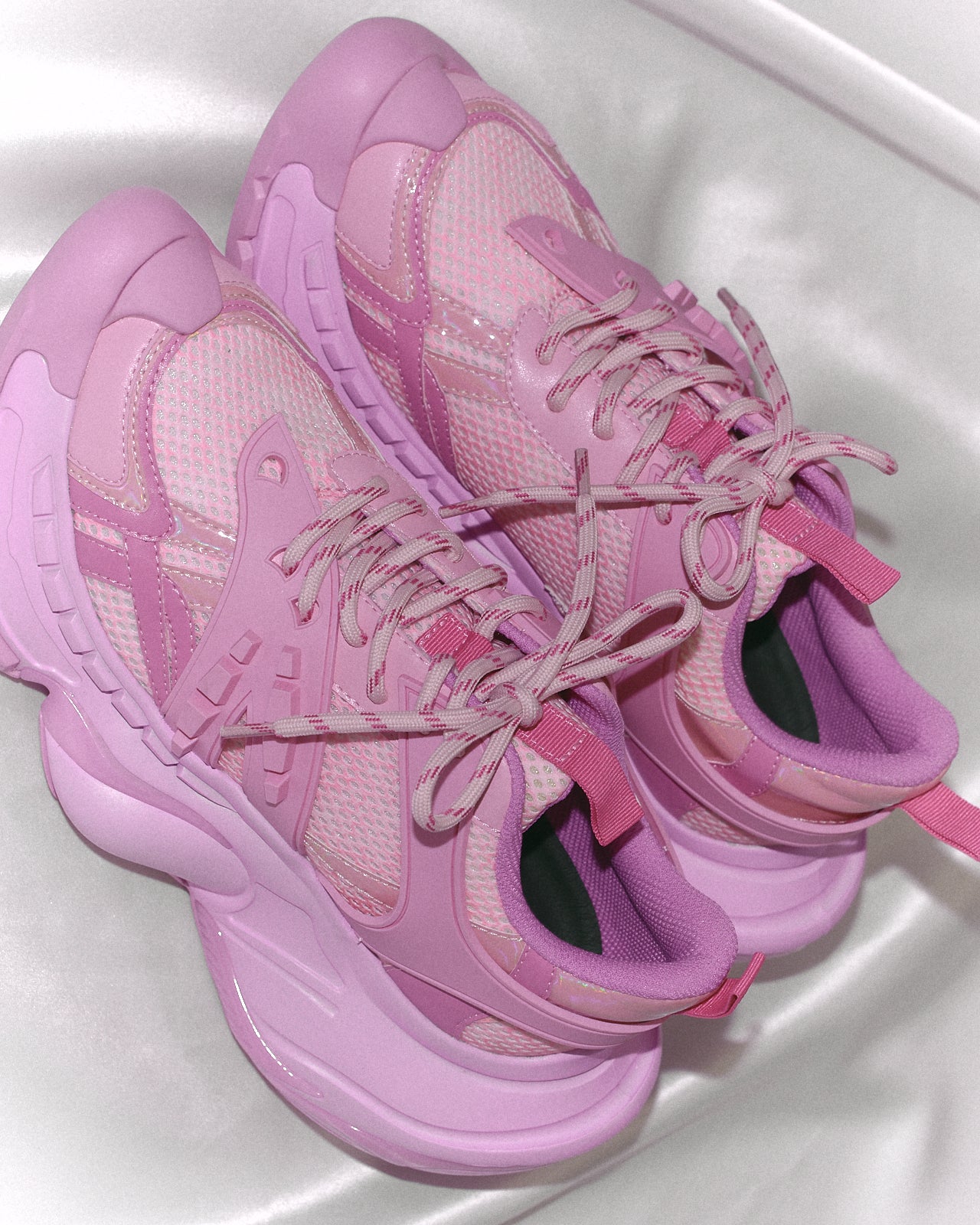 Multiverse Ⅱ / Pink｜MIKIOSAKABE&JennyFax公式ストア – MIKIOSAKABE