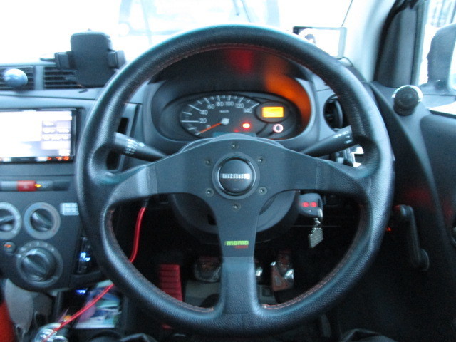 L275Vミラバンのステアリングを momoの VELOCE RACING V-1 に交換しま