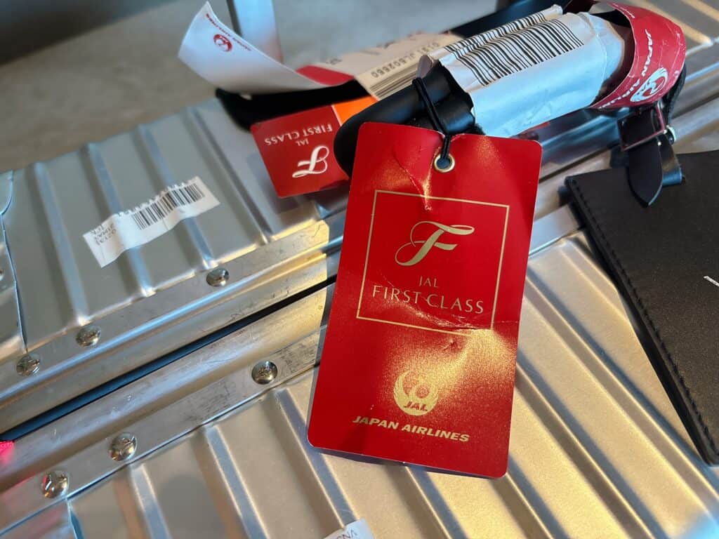 JAL国際線ファーストクラス搭乗記！羽田→バンコク線(31便)究極の贅沢