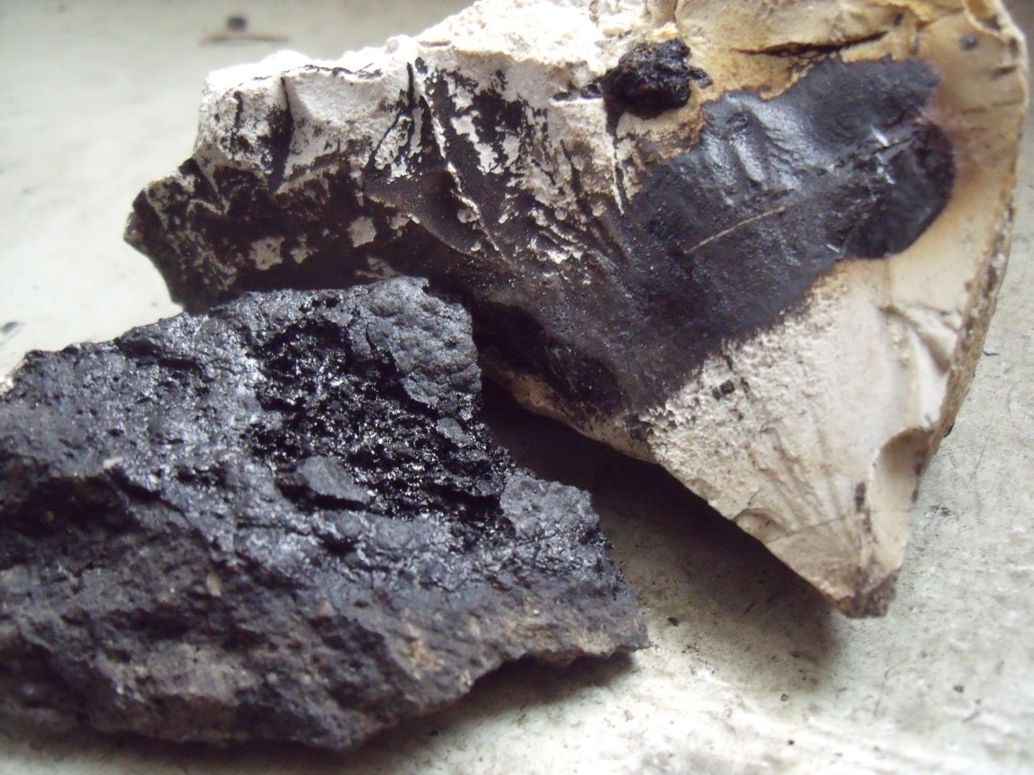 What Asphalt Has to Do with the First Photograph | by Przemek