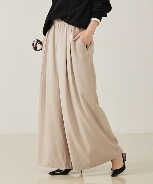 ピーチサテンフレアーパンツ｜カリテの通販｜&mall（アンドモール