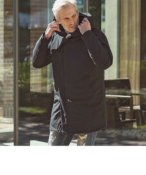 AKM Contemporary(エイケイエムコンテンポラリー)ダウンラップコート