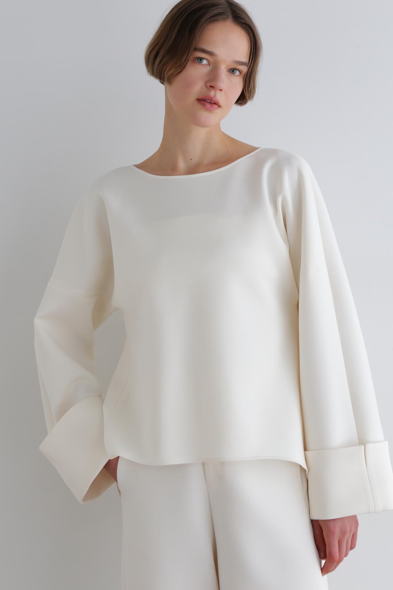 スキューバダンボールバックタックブラウス | LE PHIL（ル フィル