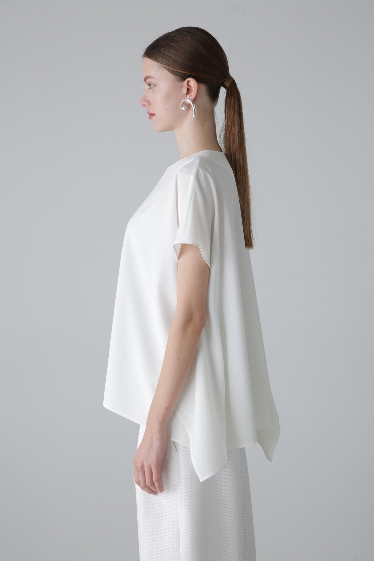 ライトストレッチブラウス | ADORE（アドーア） ｜【公式】通販mix