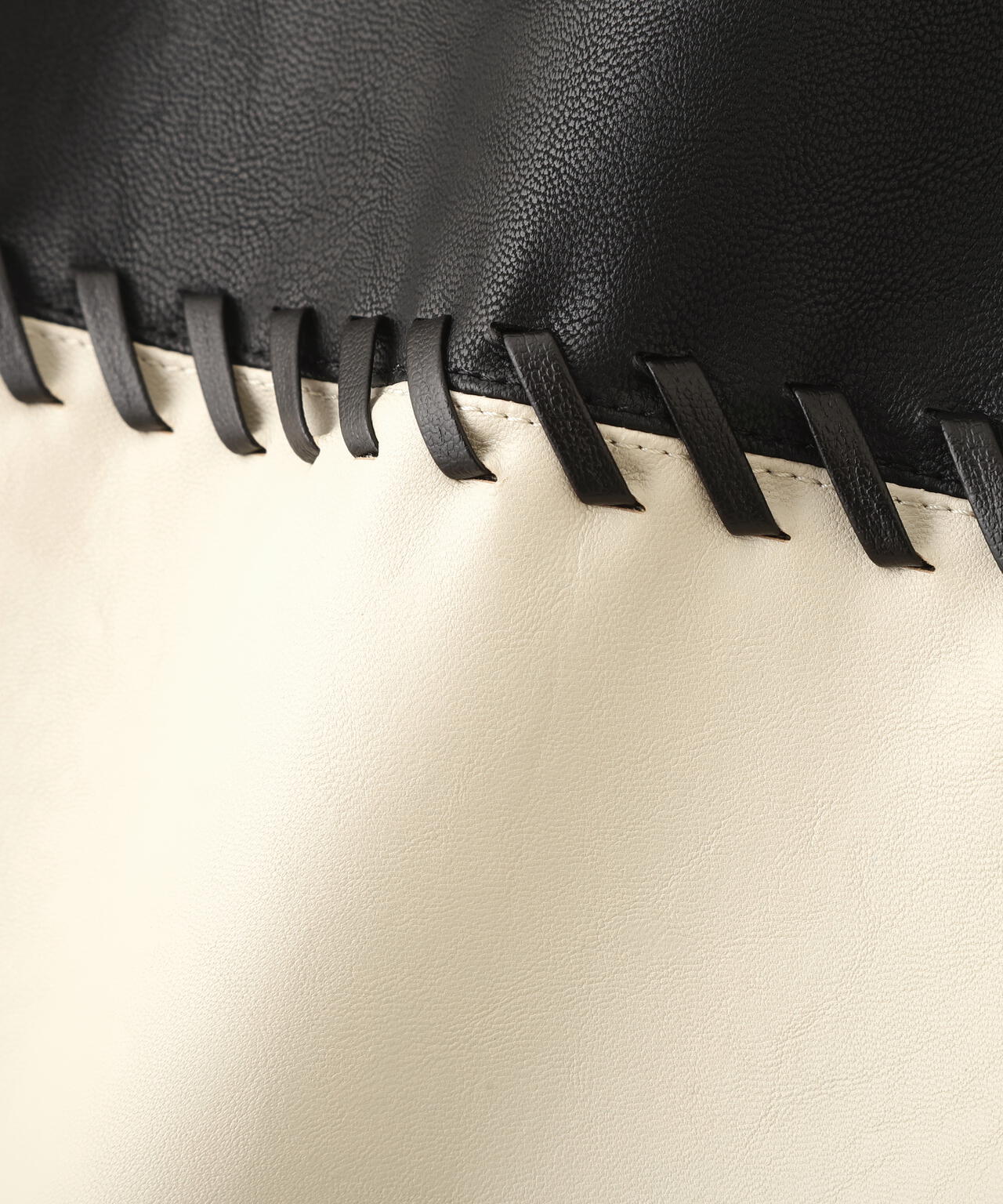 レースアップフェイクレザースカート | ADORE（アドーア） ｜【公式