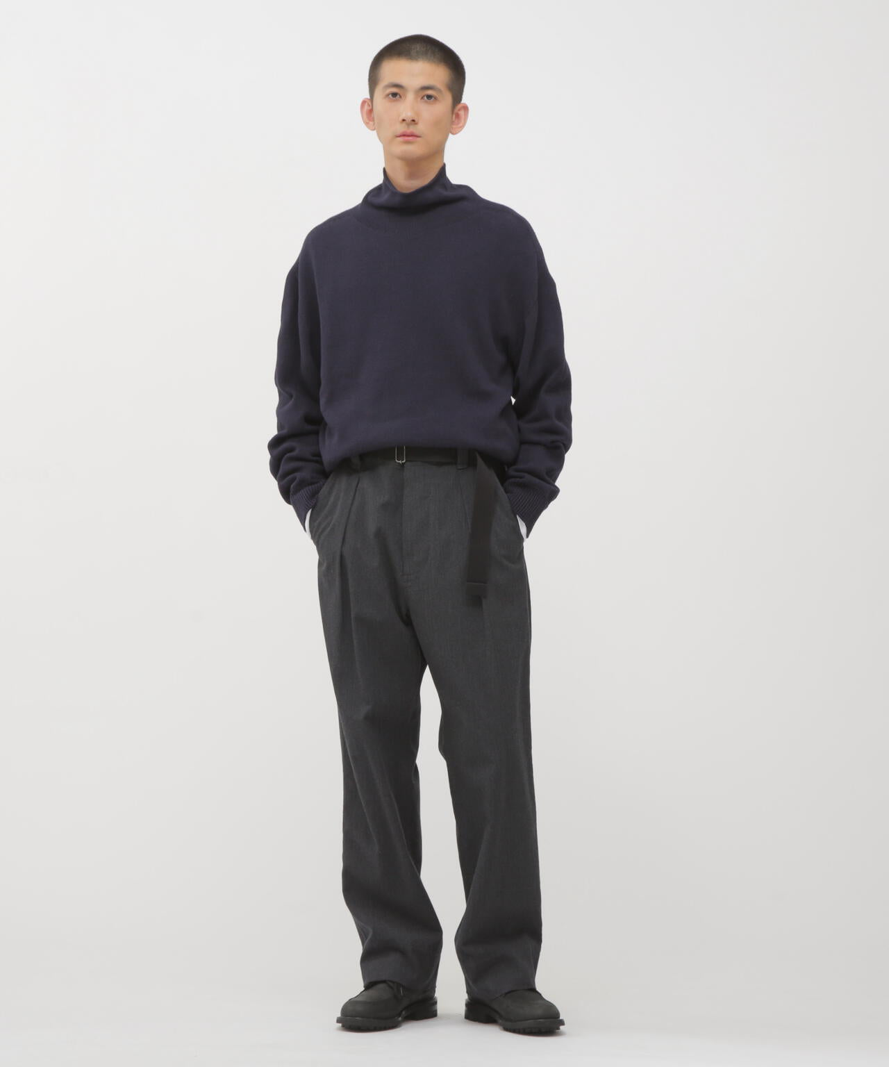 WOOL COTTON TWILL TROUSERS | MARGARET HOWELL（マーガレット