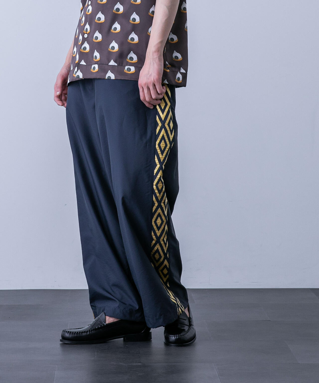 HOTEL PALACE（オテルパラス）」UMBROトラックパンツ | NANO universe