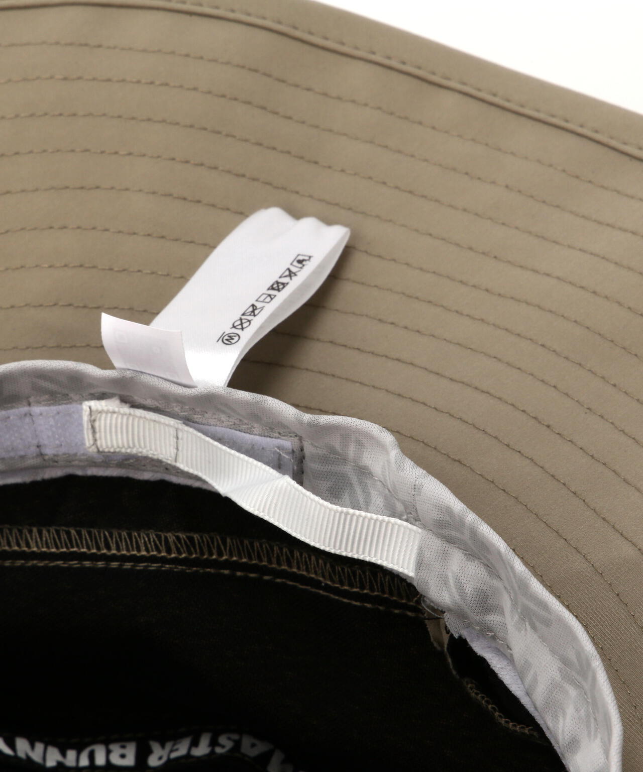 氷撃ツバ広ハット (UNISEX) | MASTER BUNNY EDITION（マスターバニー