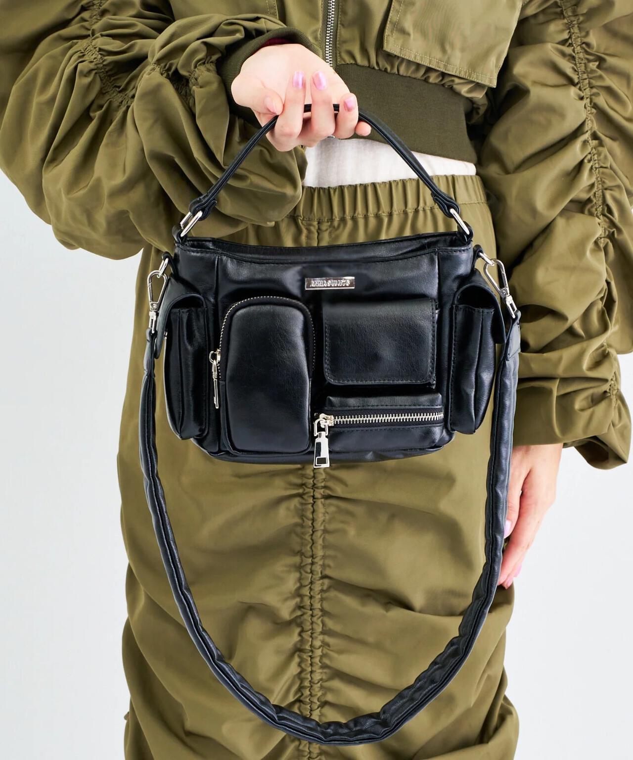 ANNA SUI NYC/アナ スイ エヌワイシー/マルチポケットチビバッグ