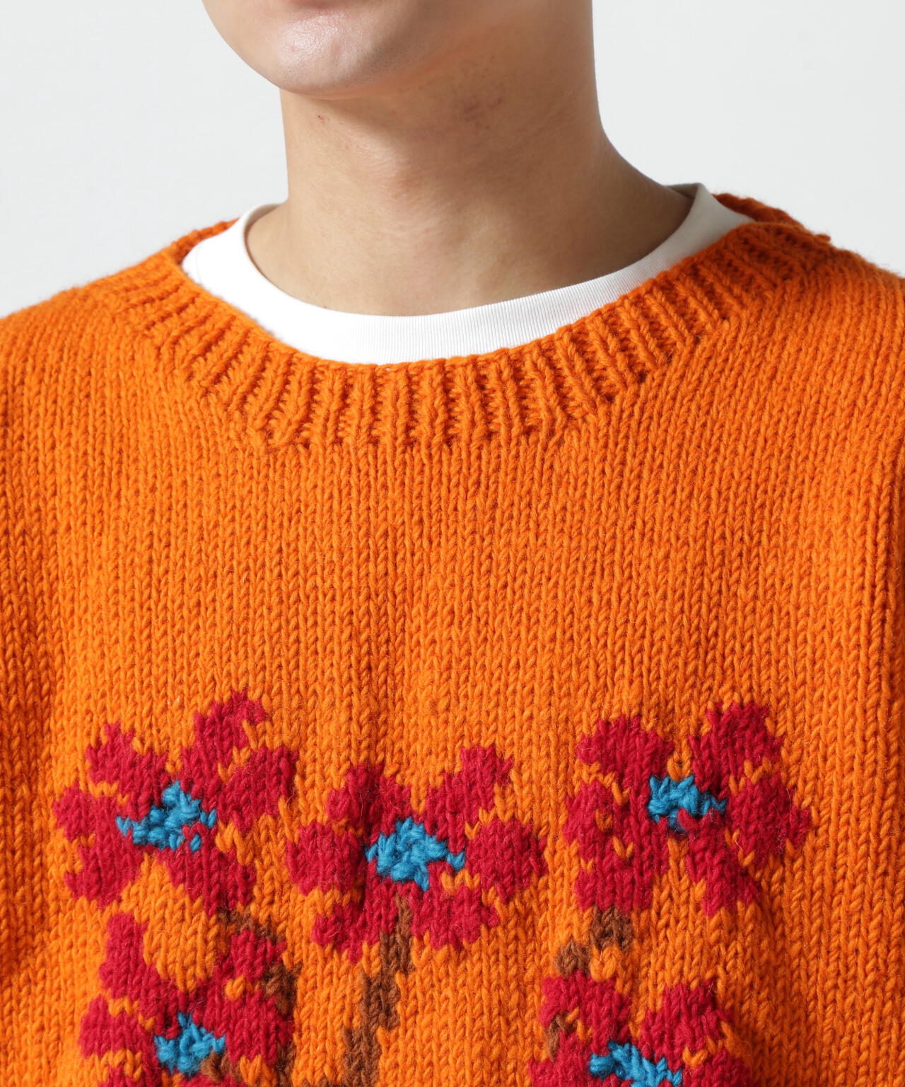 MacMahon Knitting Mills Crew Neck Knit-5 Flowers | BEAVER