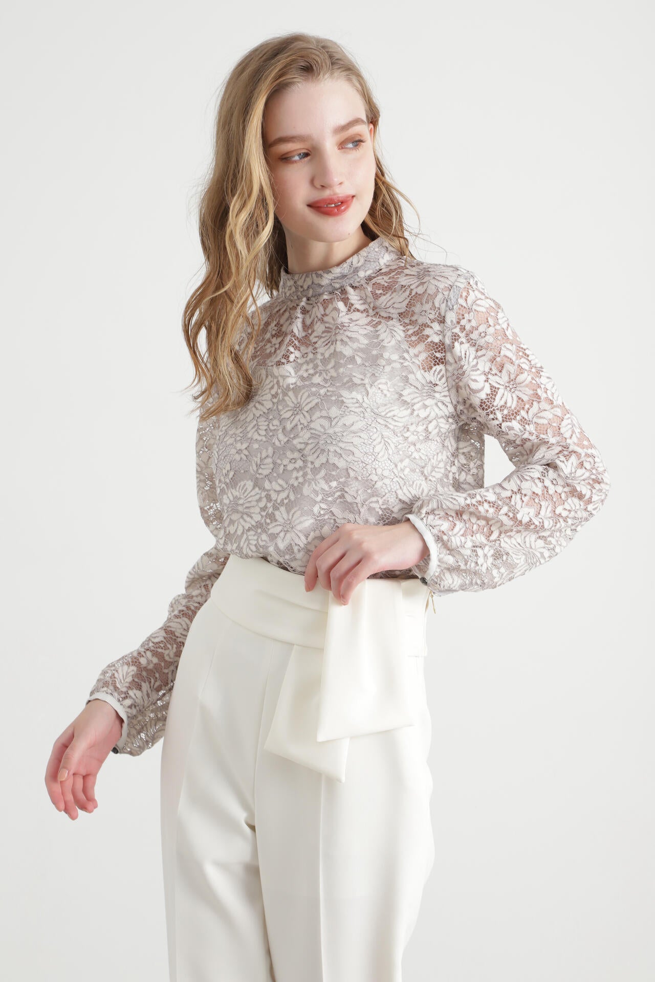 コードレーススタンドブラウス | PINKY&DIANNE（ピンキー&ダイアン