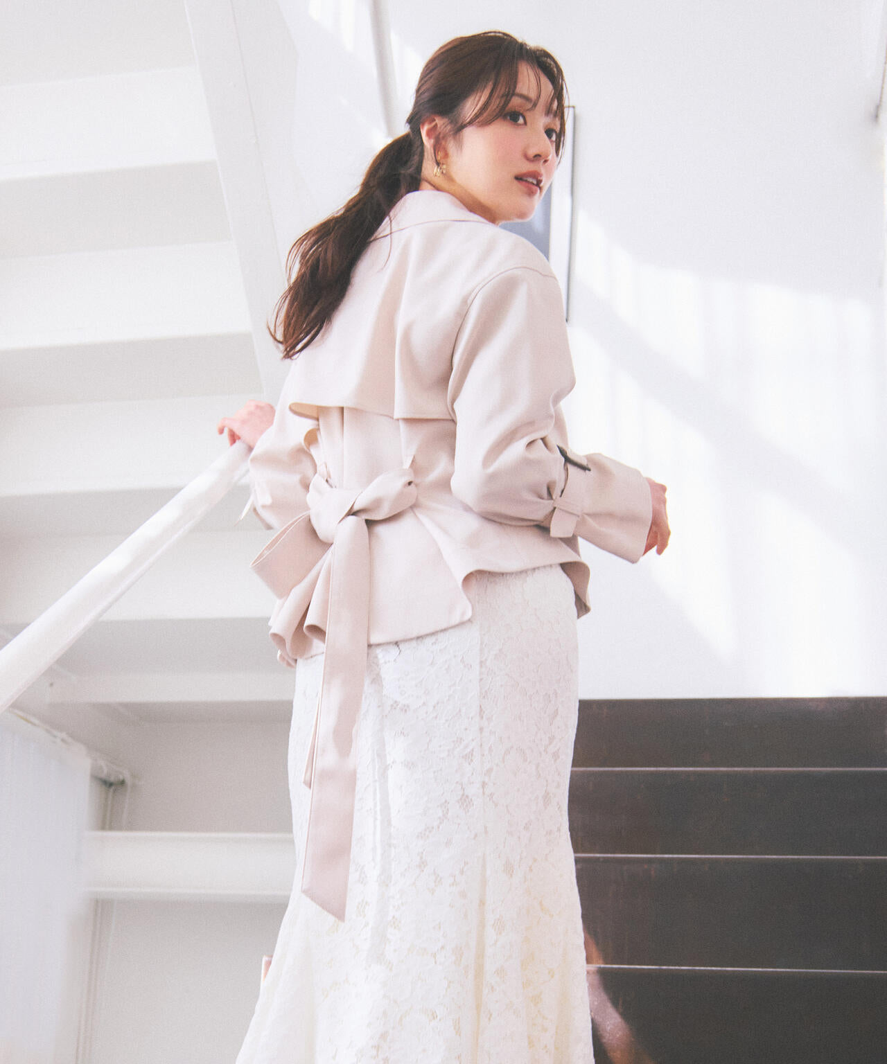 防シワ/花粉リリース＞ショートトレンチコート | PROPORTION BODY