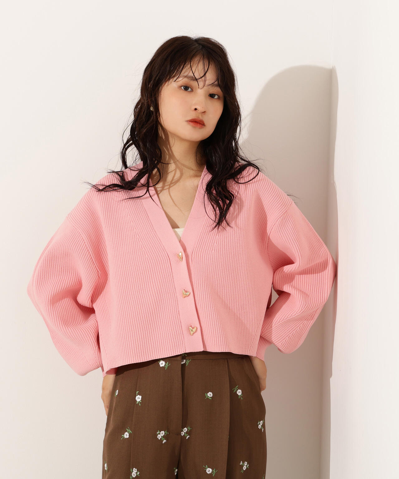 ニュアンスハートボタンカーディガン《ベリーブラウン：LUMINE・LUCUA