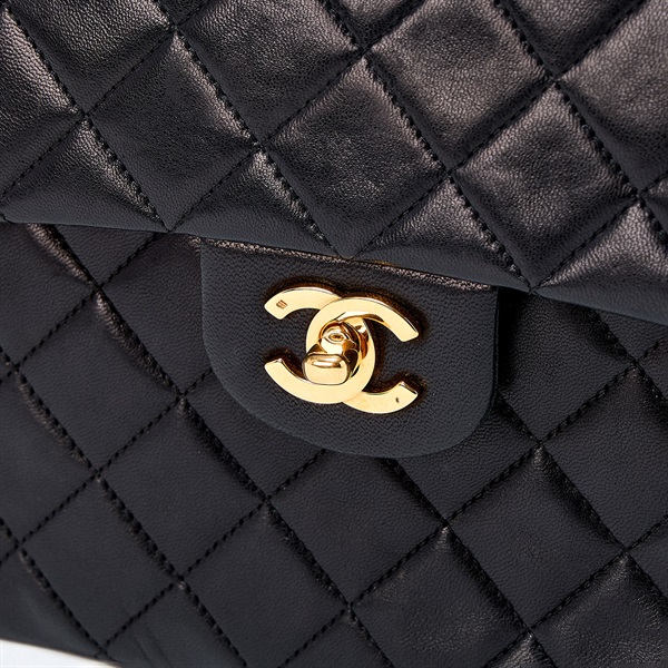 CHANEL マトラッセ 25 ダブルフラップダブルチェーン 1990年頃