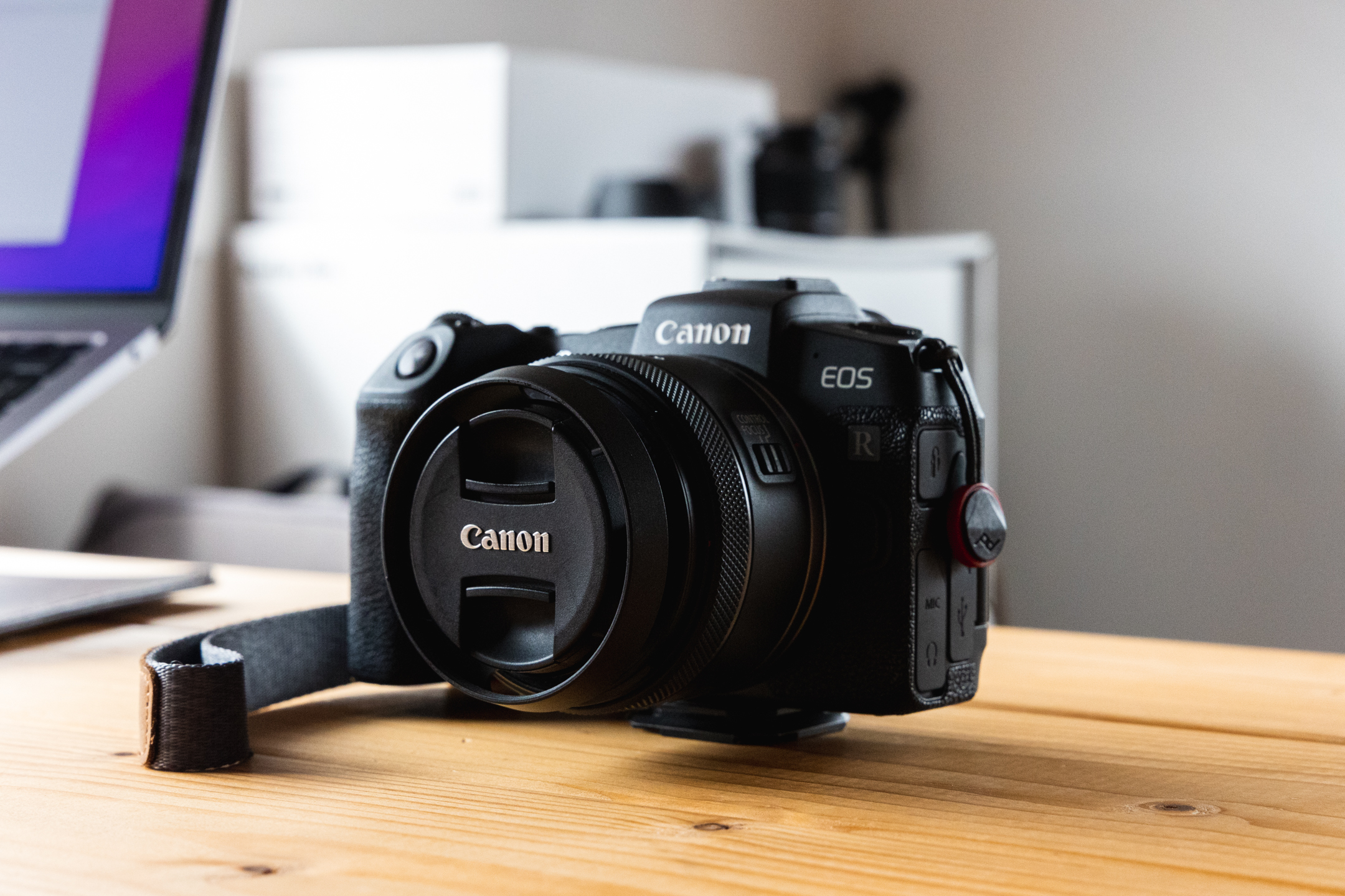 F-Fotoの金属製薄型レンズフード「クラシックメタルレンズフード」を