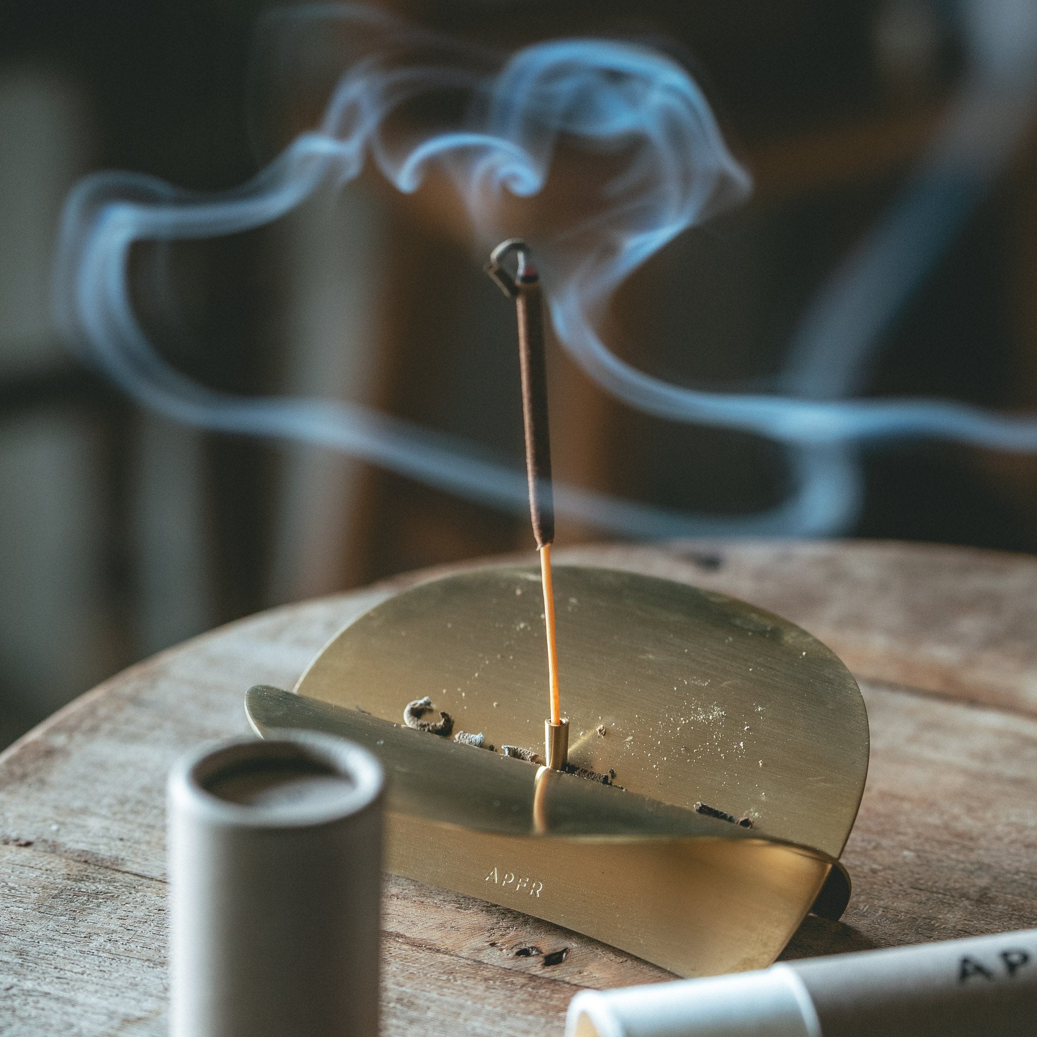 BRASS INCENSE HOLDER / 真鍮製お香立て – mono+iku 育む、暮らしの道具店