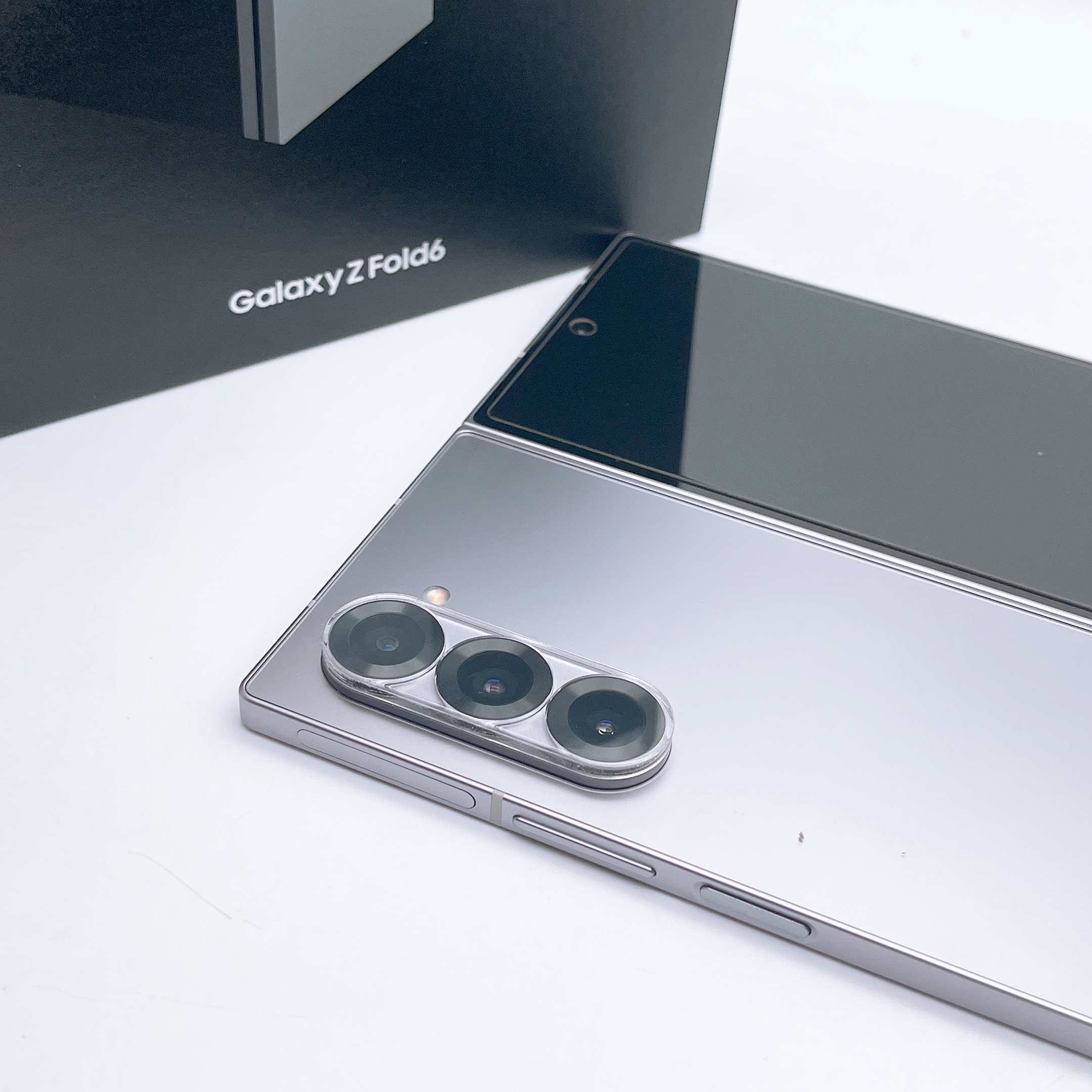 Galaxy Z Fold 6 512GB Silver Shadow SIM FREE