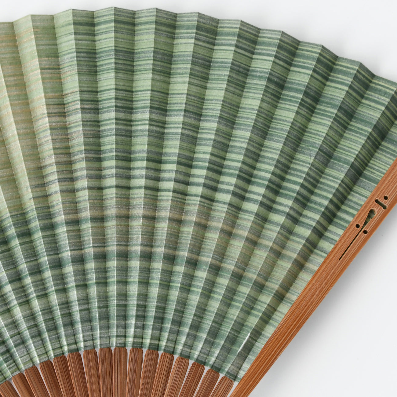 扇子 7寸5分 夏扇 洛風扇 総シケ霞 緑 / no.2725 | 京都の伝統工芸品