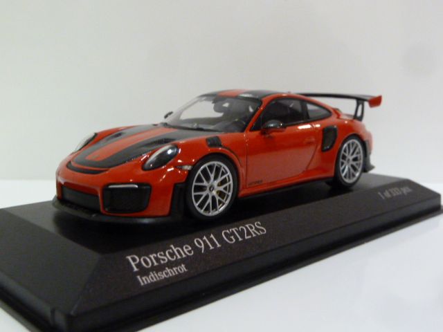 Porsche 911 (991.2) GT2 RS Weissach Package Guards (indisch) Red 1
