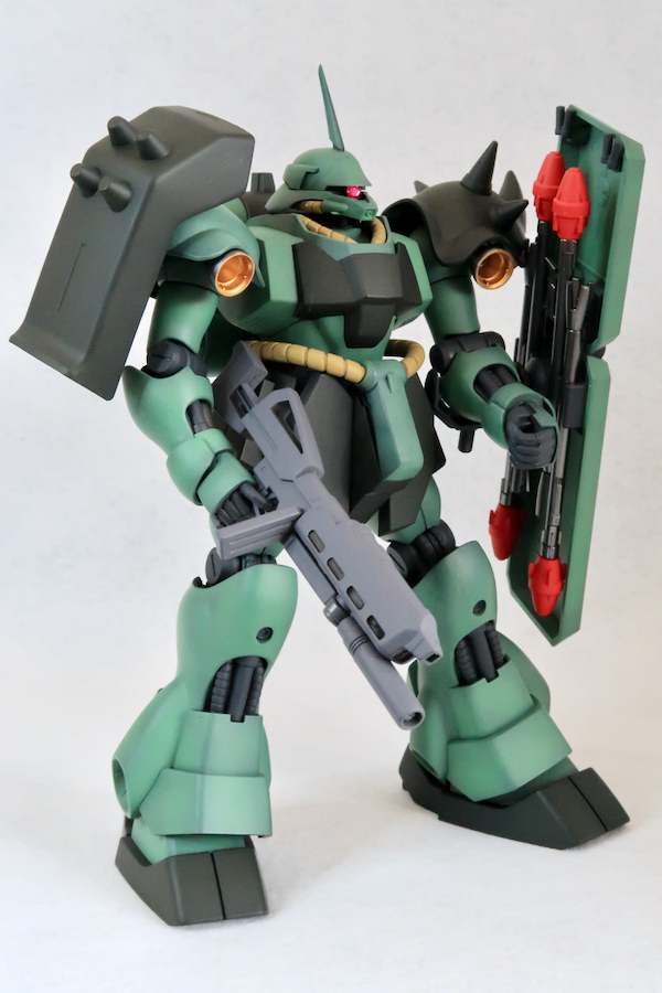 HGUC ギラドーガの製作記【組み立て（後ハメ加工）〜塗装〜完成