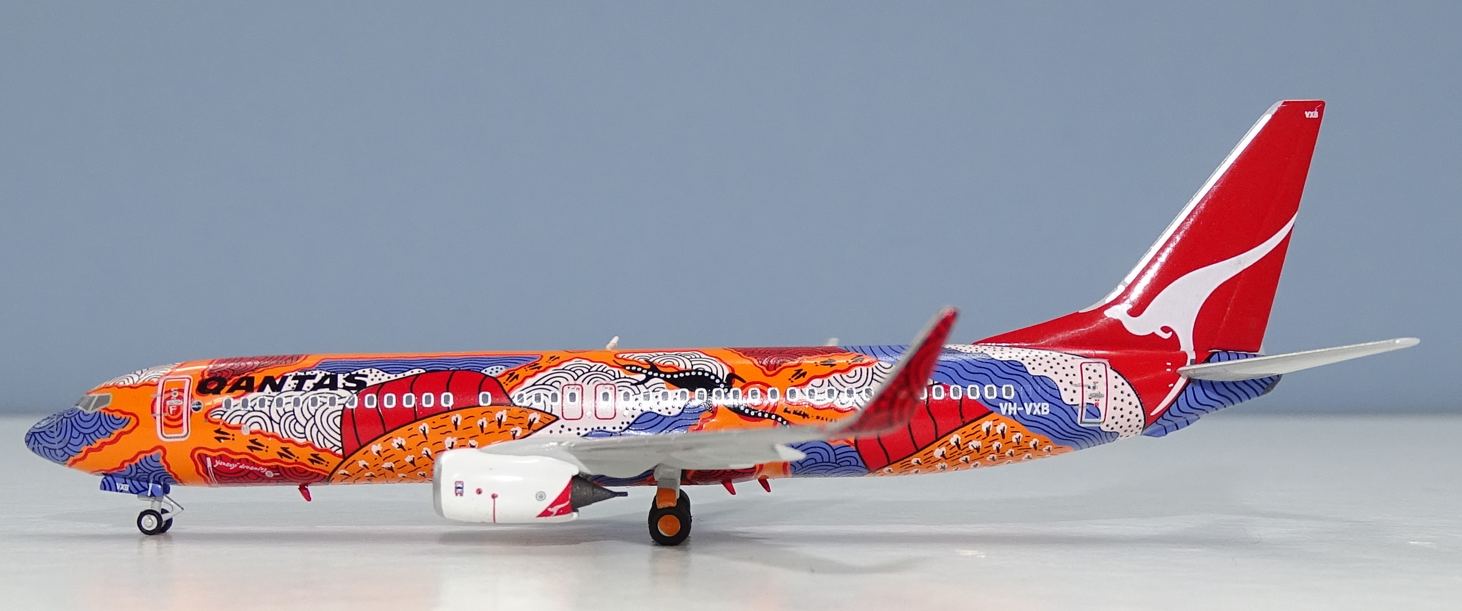 Yananyi Dreaming: Qantas Boeing 737-838 VH-VXB by NG Models