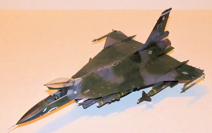 Skunkworks 1/48 F-16XL, by Dan Lee