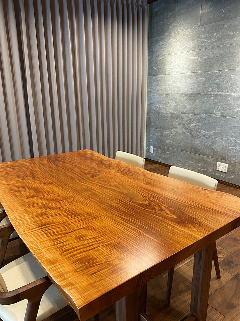 ダイニングテーブルxチェア・ベンチxヤマザクラ【栃木県 M様】全面杢の