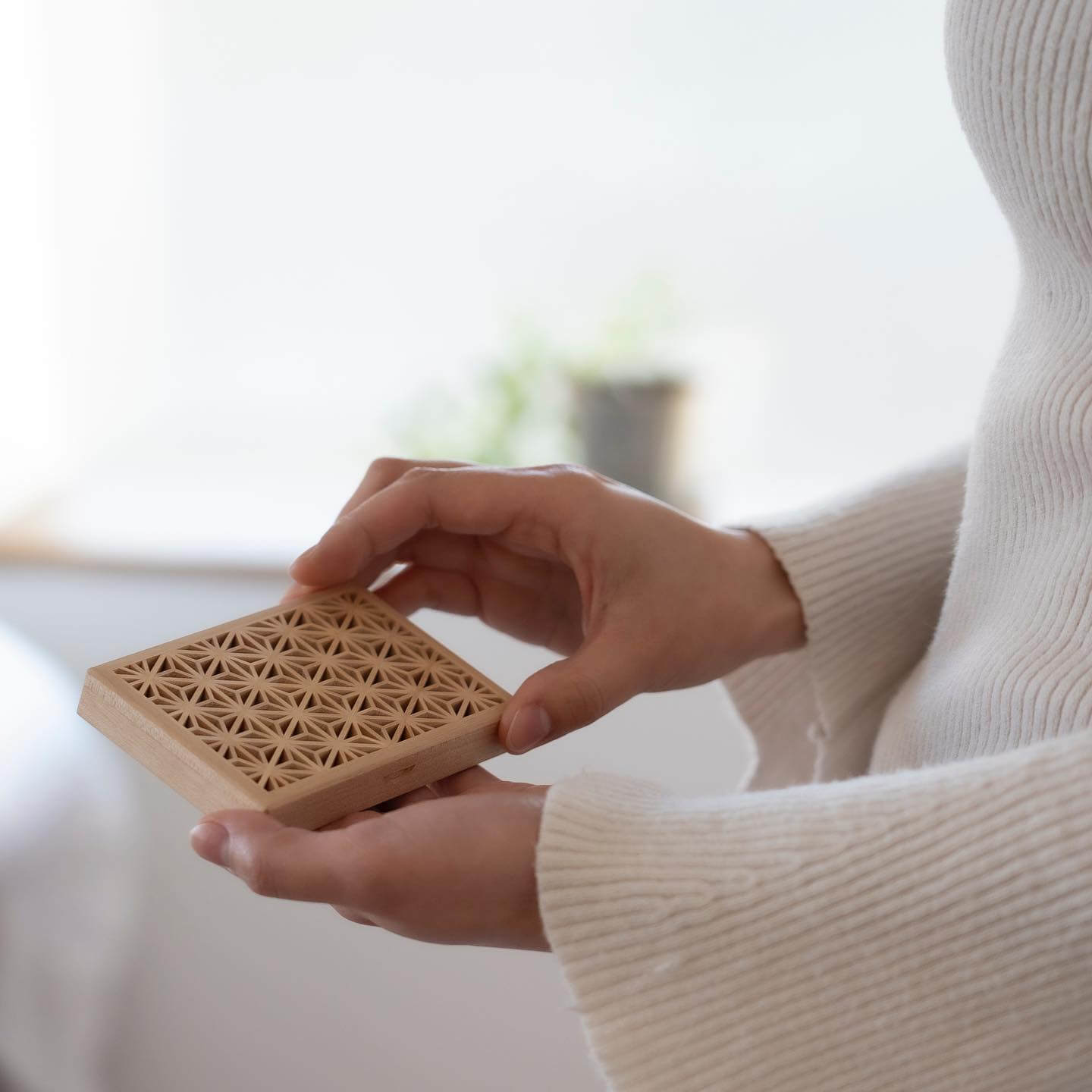 Enishi パープルハート 組子細工のカードケース 木製 横型名刺入れ