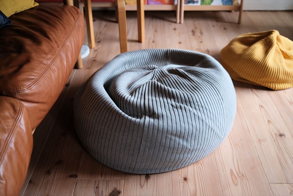 5年経っても活躍中-IDEEのビーズクッション-PUUF（プーフ）｜ムラカミ