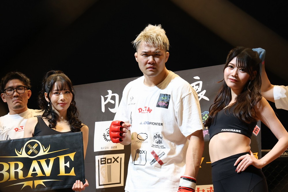 Pancrase360】髙橋が左足を負傷して2Rに臨めず。初回にTD&バック奪取の