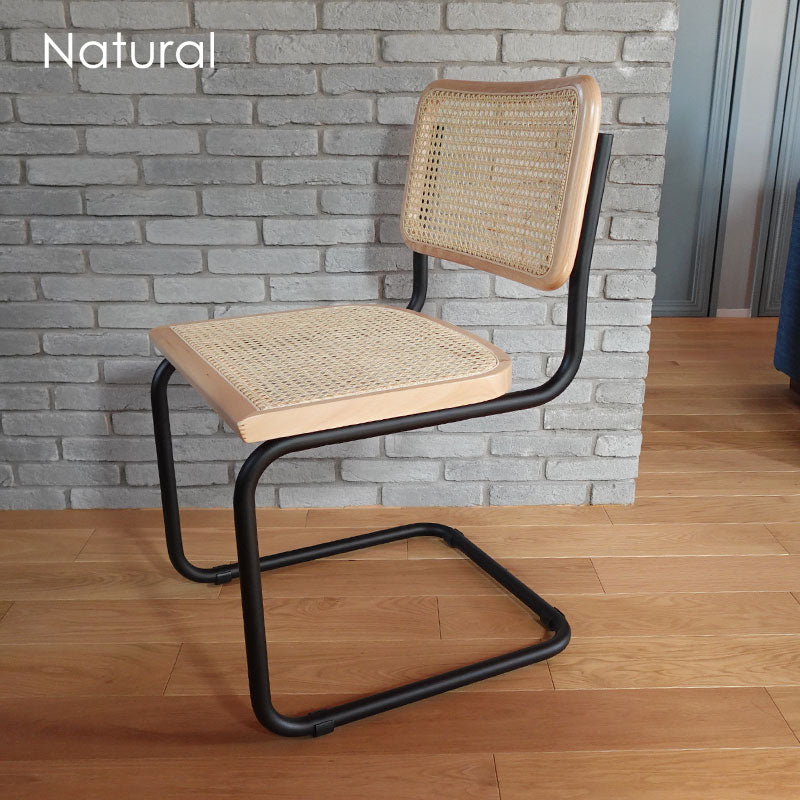 チェスカチェアブラック イタリア製 ダイニングチェア ラタンチェア 直