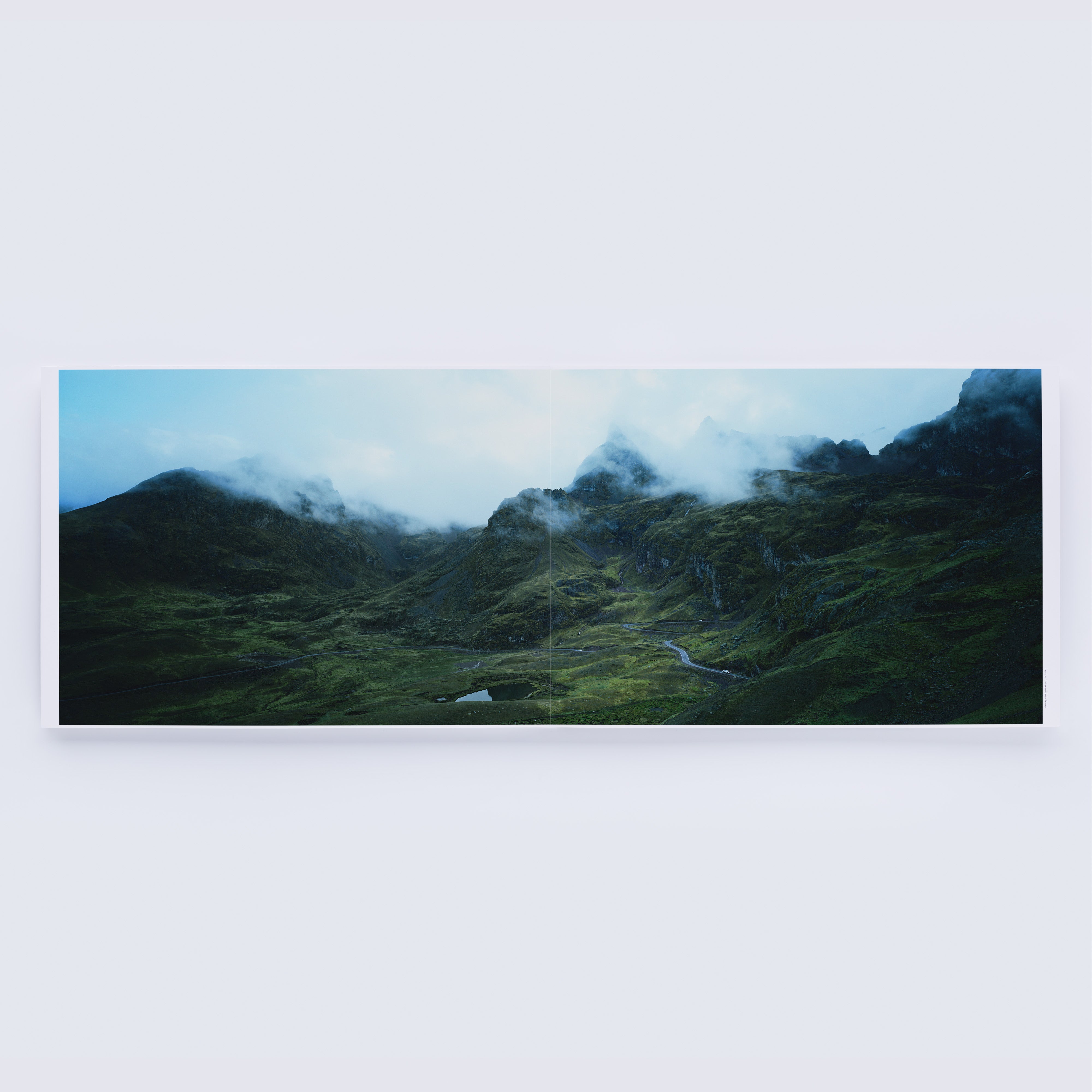 5大陸 Trails Into the Unknown – MT Gallery Inc.