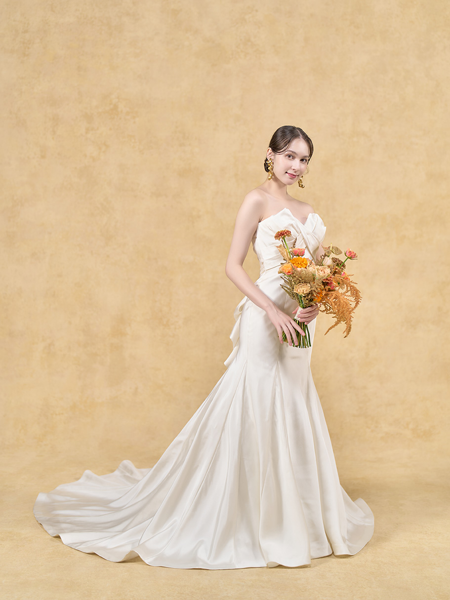 Nina - ニナ - - SANTA FELICE（サンタフェリーチェ）｜ウエディング