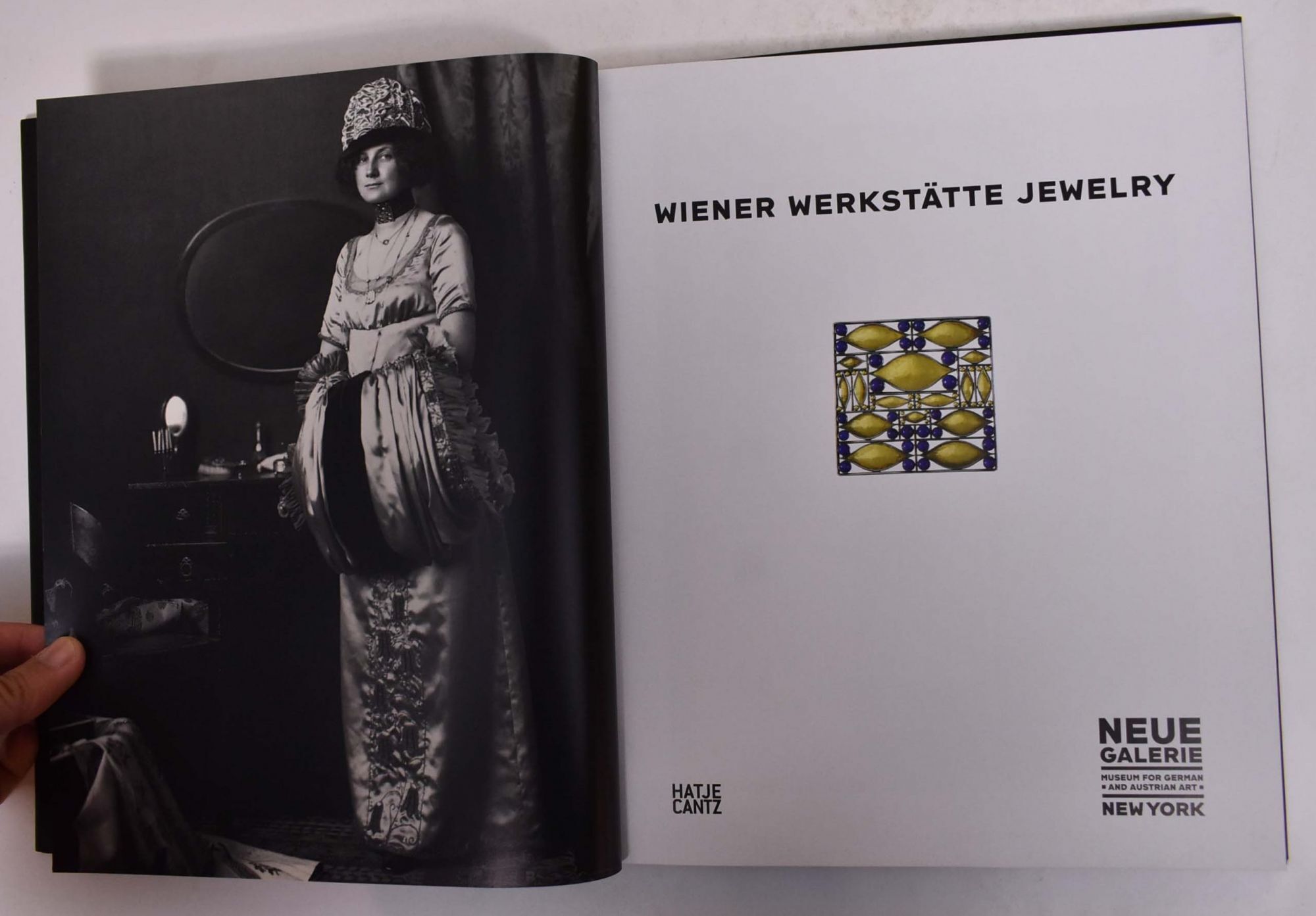 Wiener Werkstätte Jewelry | Janis Staggs