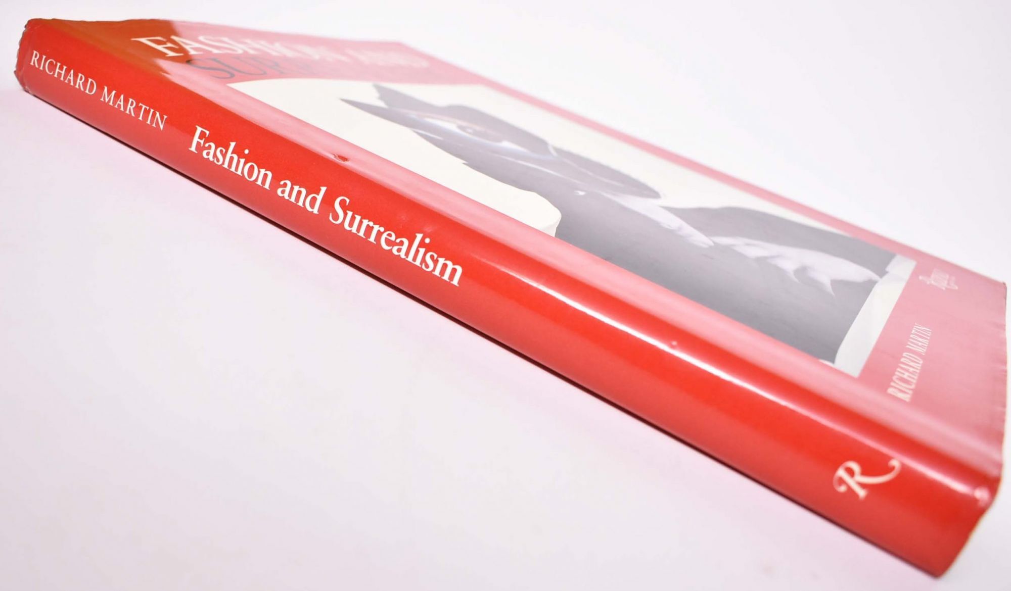 Fashion and Surrealism | Richard Martin