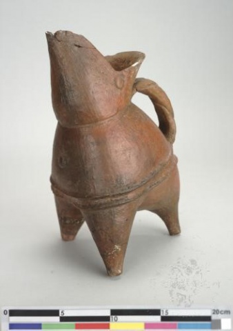 龍山文化的紅色陶鬹| 中研院歷史語言研究所歷史文物陳列館